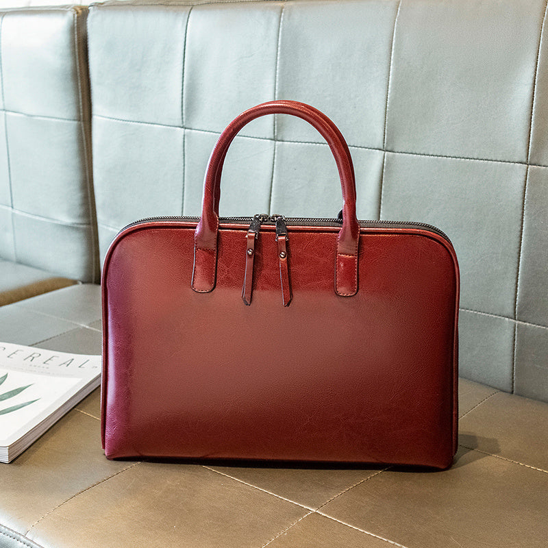 Simple And Fashionable Leather Briefcase